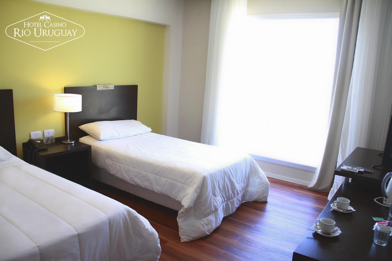 Hotel Casino Rio Uruguay ปาโซ เดลอส ลีเบรส ภายนอก รูปภาพ
